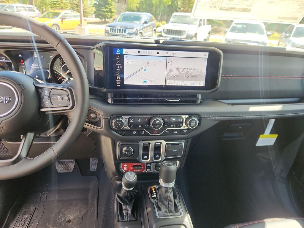 new 2025 Jeep Wrangler car, priced at $59,156