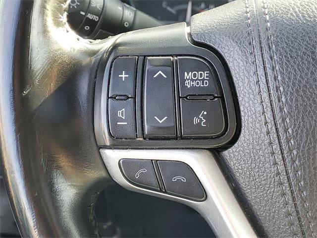 used 2019 Toyota Highlander car, priced at $23,883