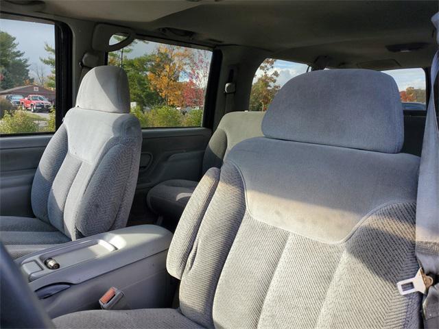 used 1997 Chevrolet Suburban car, priced at $5,999