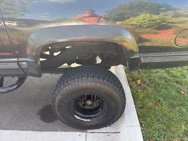 used 1997 Chevrolet Suburban car, priced at $6,939