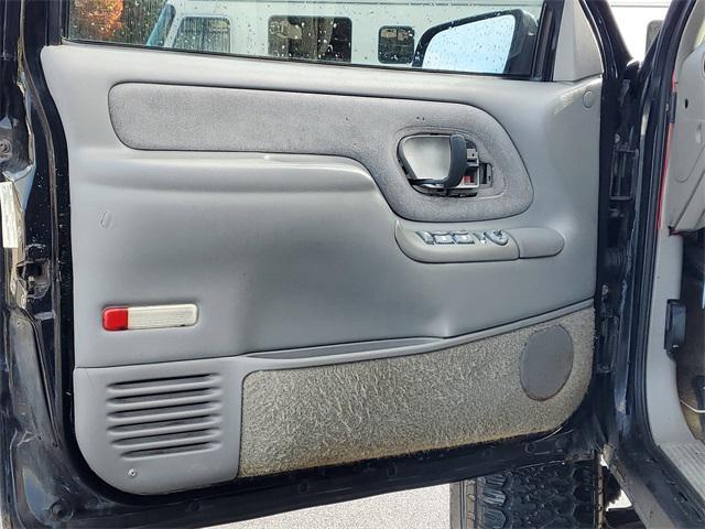 used 1997 Chevrolet Suburban car, priced at $5,999