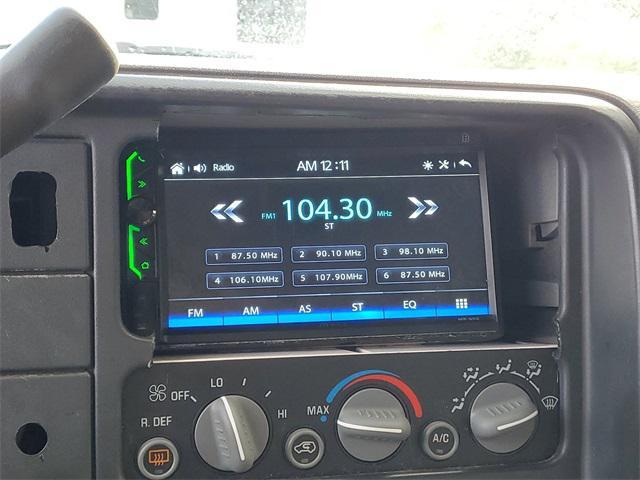 used 1997 Chevrolet Suburban car, priced at $5,999