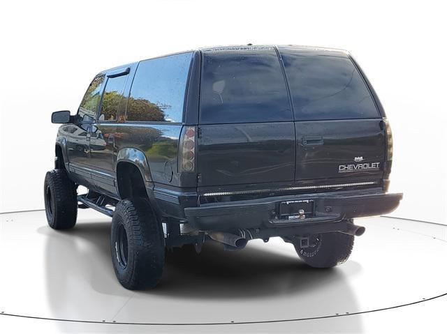 used 1997 Chevrolet Suburban car, priced at $5,999