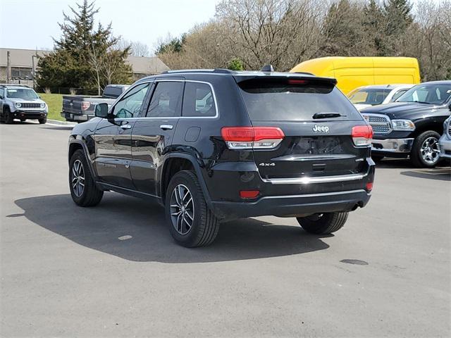 used 2017 Jeep Grand Cherokee car, priced at $16,844