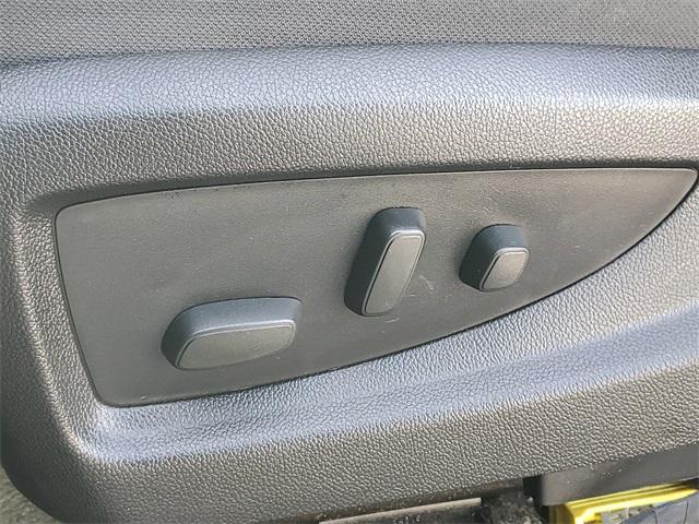 used 2015 Chevrolet Silverado 1500 car, priced at $10,776