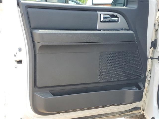 used 2014 Ford Expedition car, priced at $6,991