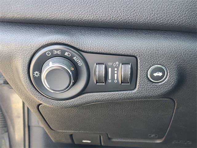 used 2016 Chrysler 200 car, priced at $7,998