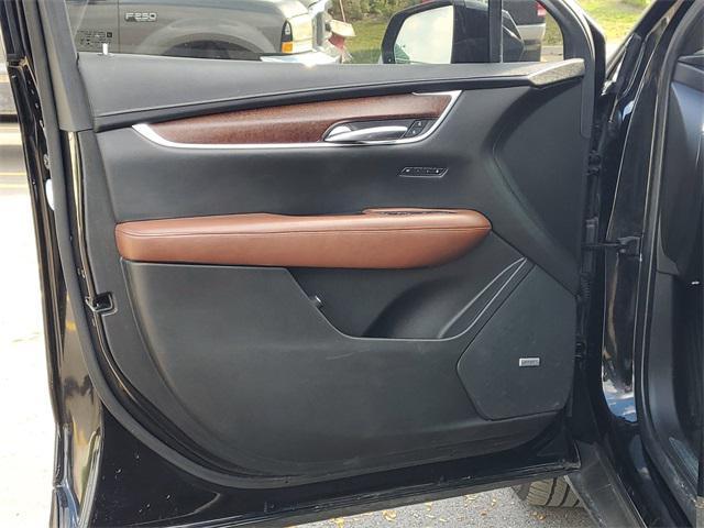 used 2020 Cadillac XT5 car, priced at $20,361