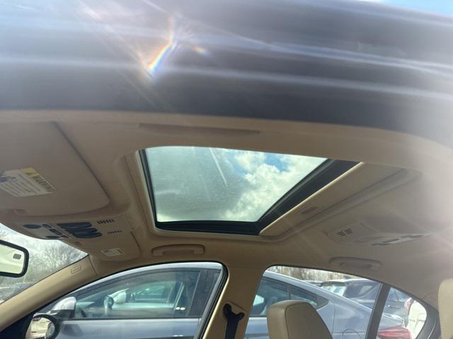 used 2006 BMW 325 car, priced at $3,929
