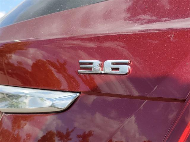 used 2018 Cadillac XT5 car, priced at $18,467