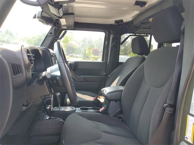 used 2015 Jeep Wrangler Unlimited car, priced at $18,495