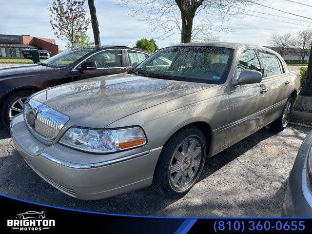 used 2005 Lincoln Town Car car, priced at $8,514
