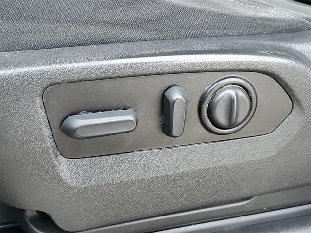 used 2022 Chevrolet Silverado 1500 car, priced at $37,843