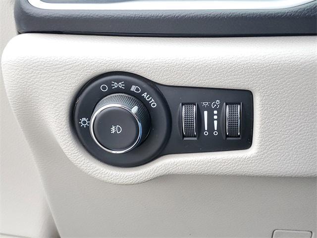 used 2017 Chrysler Pacifica car, priced at $11,938