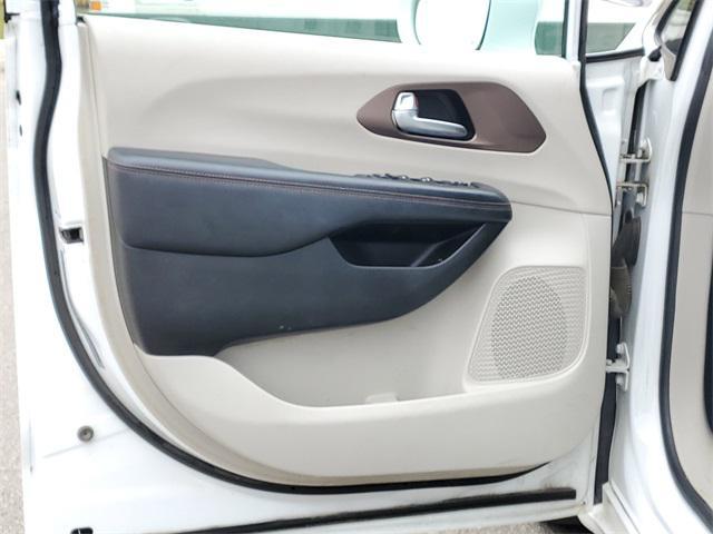 used 2017 Chrysler Pacifica car, priced at $11,938