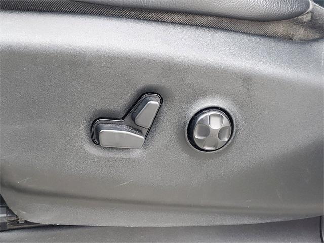 used 2017 Chrysler Pacifica car, priced at $11,938