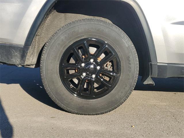 used 2020 Jeep Grand Cherokee car, priced at $15,826