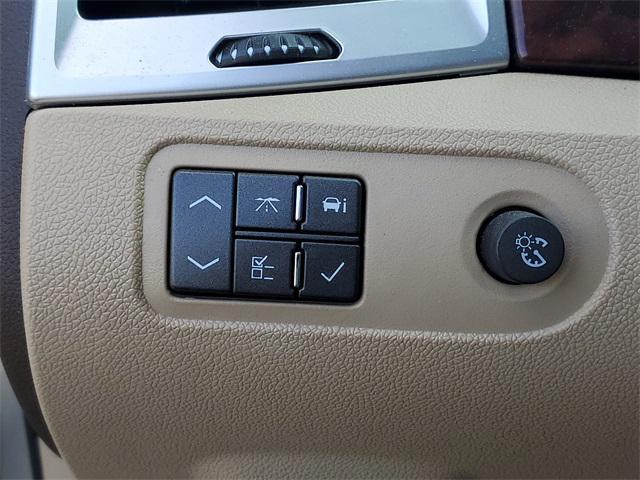 used 2007 Cadillac SRX car, priced at $6,851