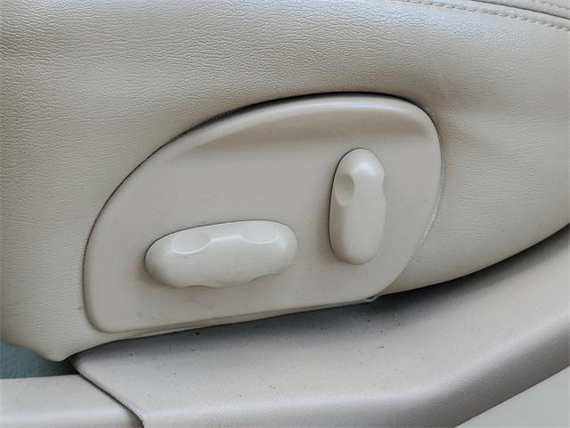 used 2007 Cadillac SRX car, priced at $6,851