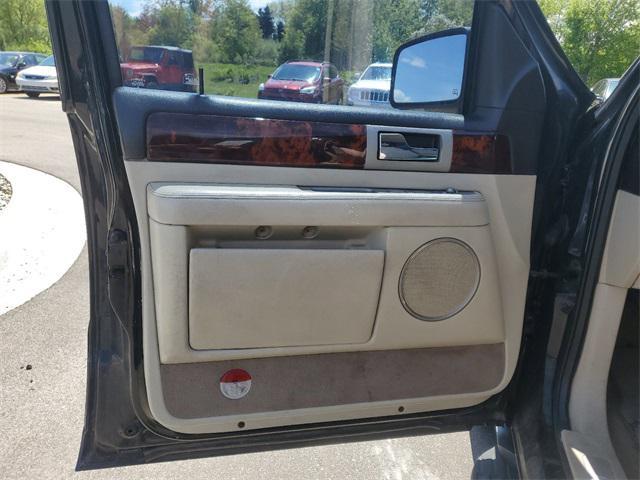 used 2003 Lincoln Navigator car, priced at $4,487