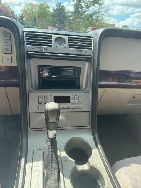 used 2003 Lincoln Navigator car, priced at $4,995