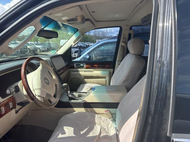 used 2003 Lincoln Navigator car, priced at $4,995