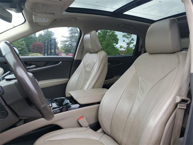 used 2022 Lincoln Nautilus car, priced at $26,905