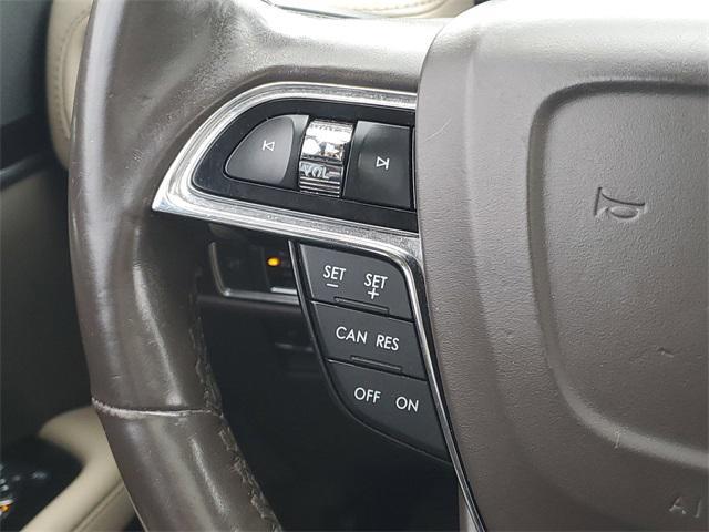 used 2022 Lincoln Nautilus car, priced at $26,905