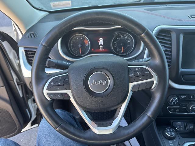 used 2016 Jeep Cherokee car, priced at $13,802