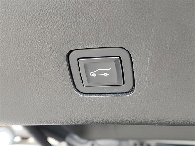 used 2018 Chevrolet Traverse car, priced at $11,734