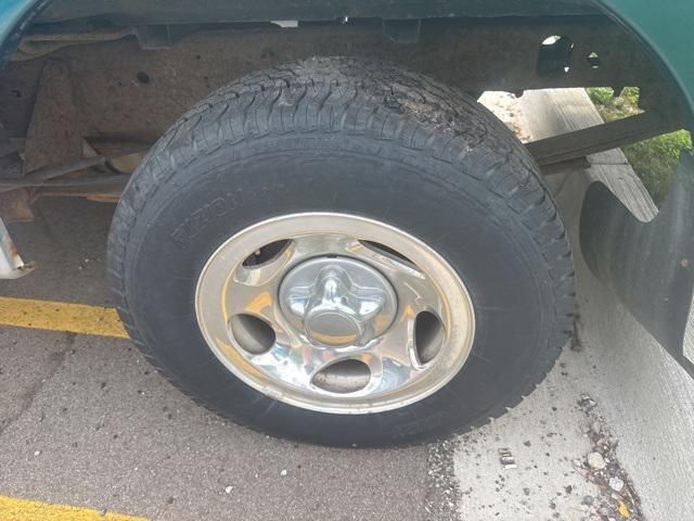 used 1997 Ford F-150 car, priced at $3,302
