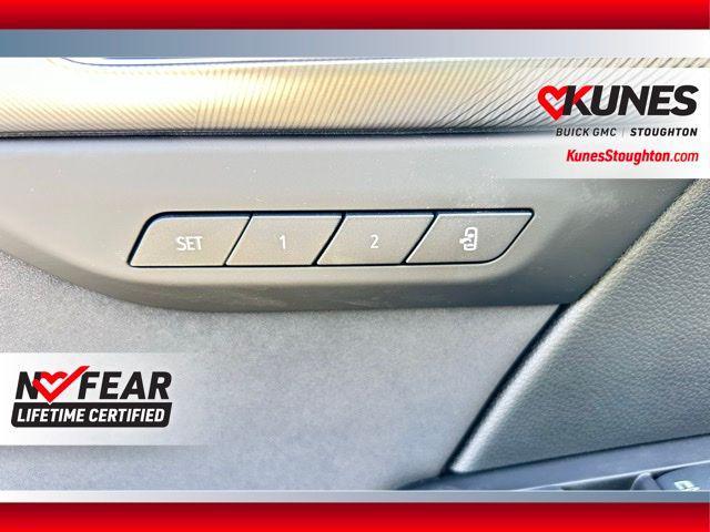 new 2025 Buick Envision car, priced at $40,650