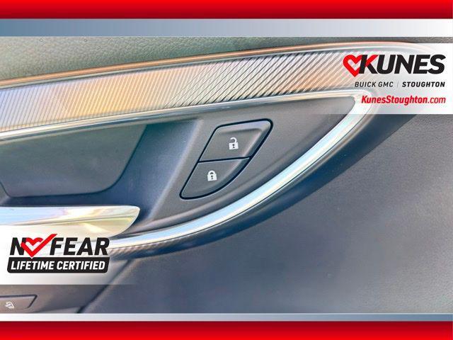 new 2025 Buick Envision car, priced at $40,650