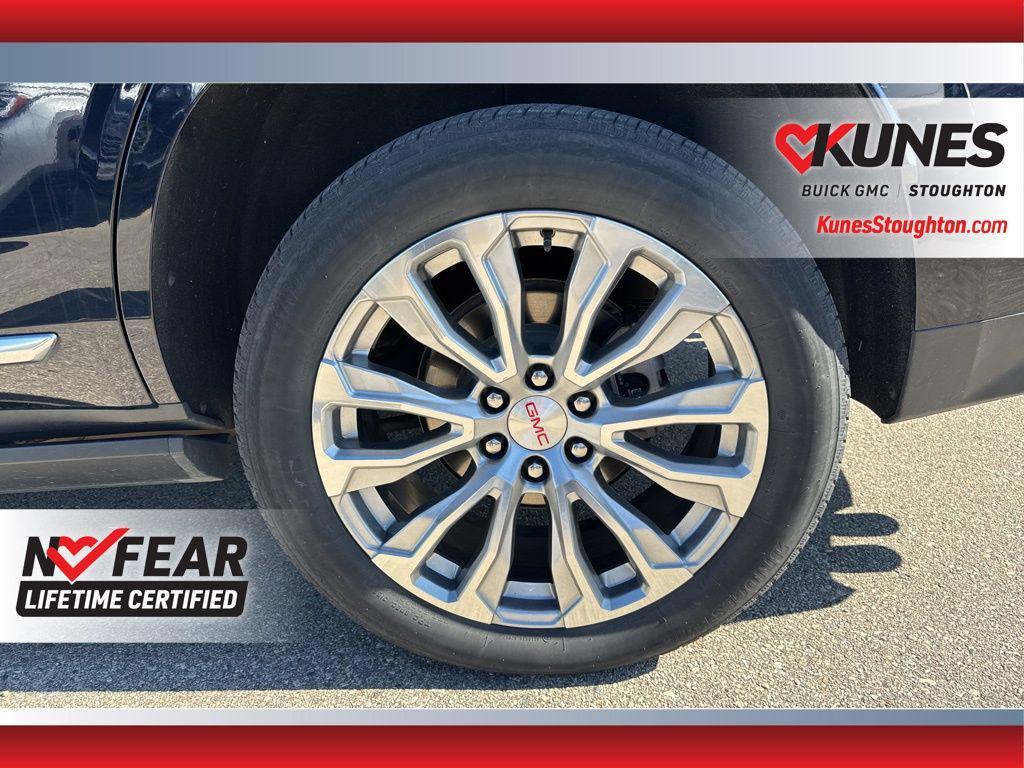 used 2024 GMC Yukon car, priced at $68,977