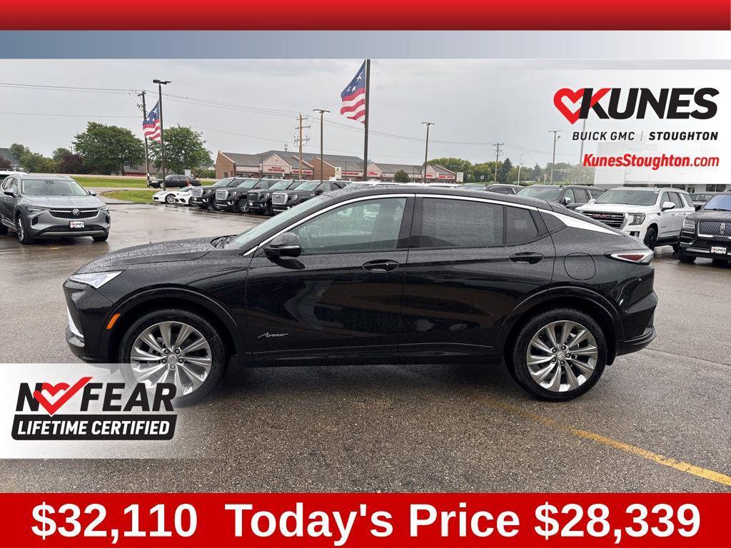 new 2025 Buick Envista car, priced at $28,339