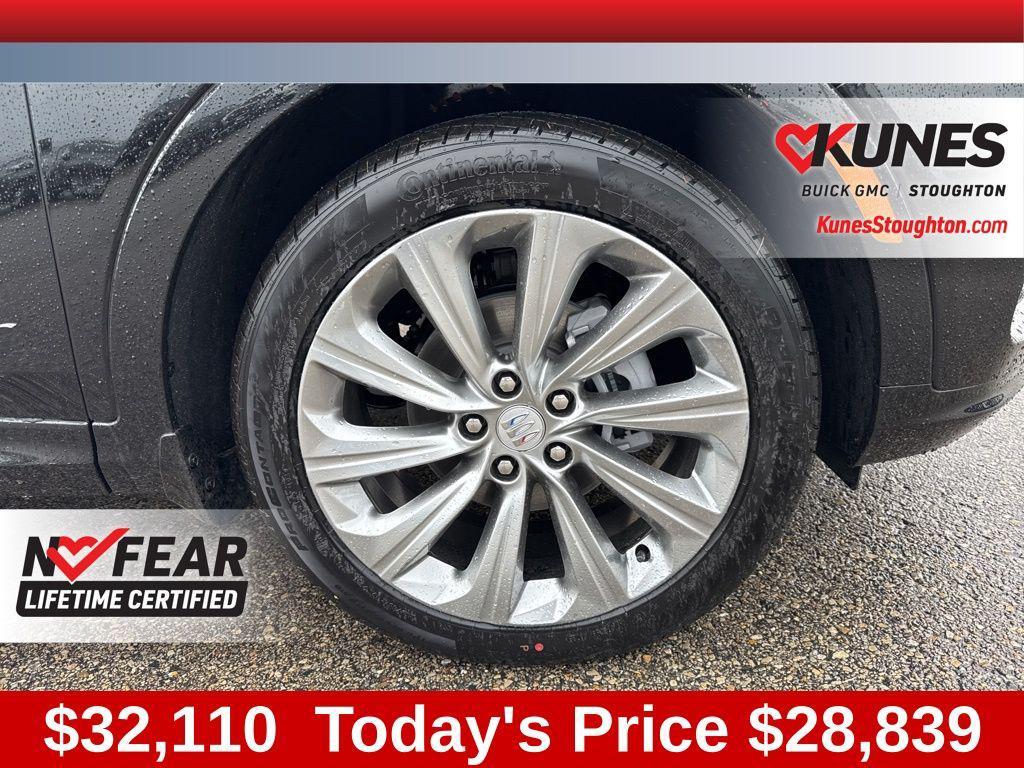 new 2025 Buick Envista car, priced at $28,839