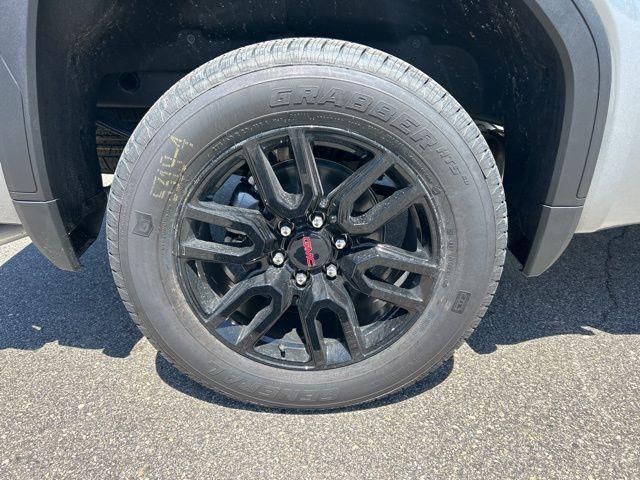 new 2025 GMC Sierra 1500 car, priced at $62,360