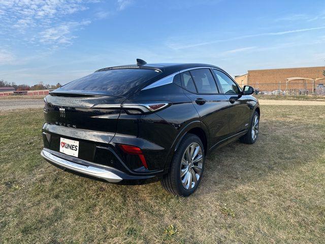 new 2025 Buick Envista car, priced at $30,210