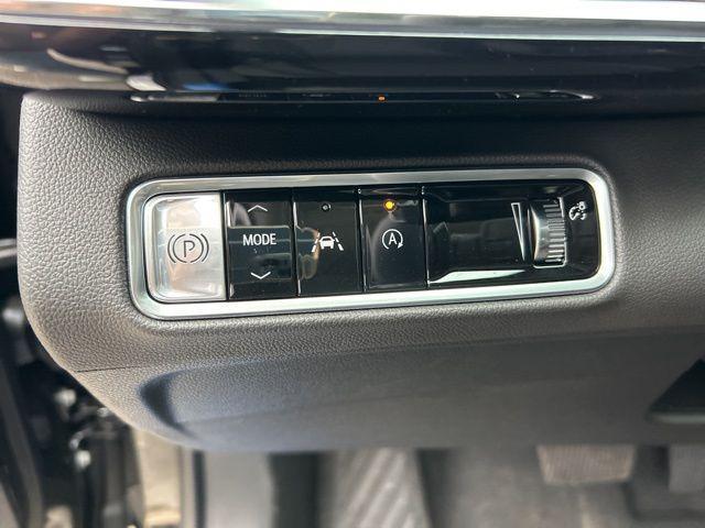 new 2025 Buick Envision car, priced at $37,800