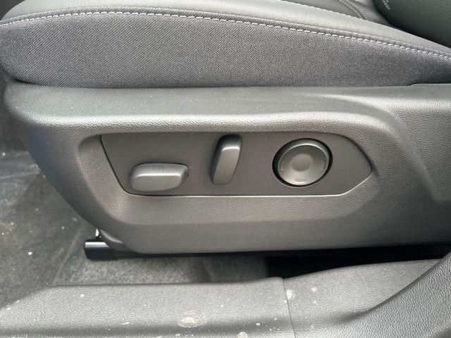 new 2025 Buick Envision car, priced at $37,800