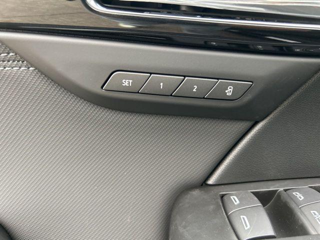 new 2025 Buick Envision car, priced at $37,800