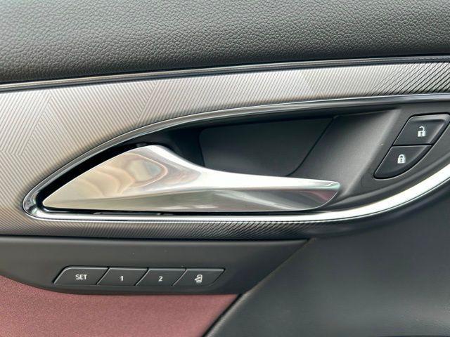 new 2025 Buick Envision car, priced at $39,240