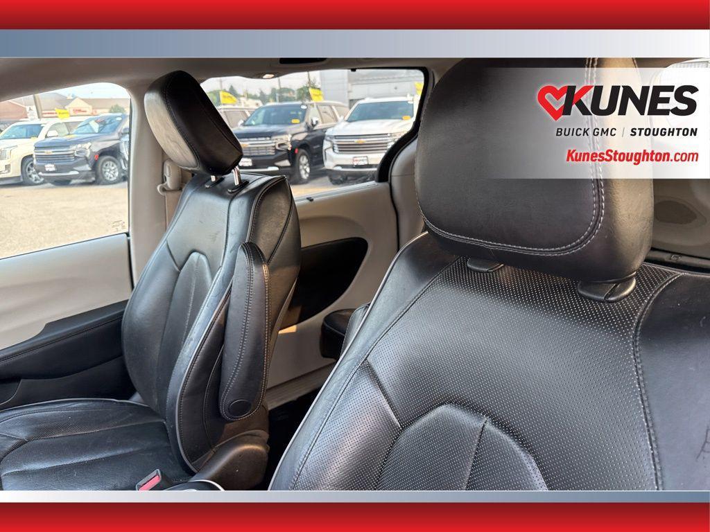used 2018 Chrysler Pacifica car, priced at $12,977
