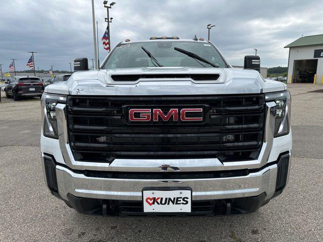 new 2024 GMC Sierra 2500 car, priced at $64,753