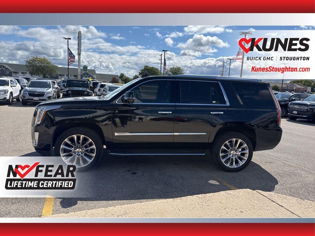 used 2020 Cadillac Escalade car, priced at $39,977