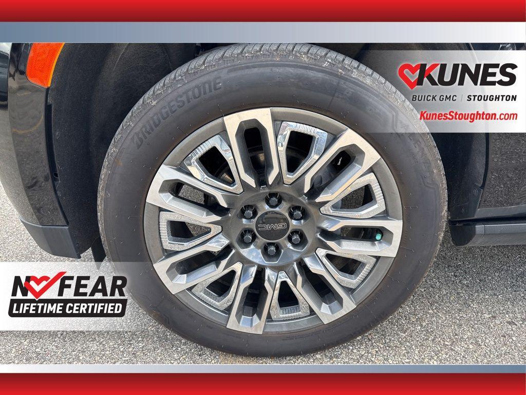 used 2023 GMC Yukon car, priced at $73,977