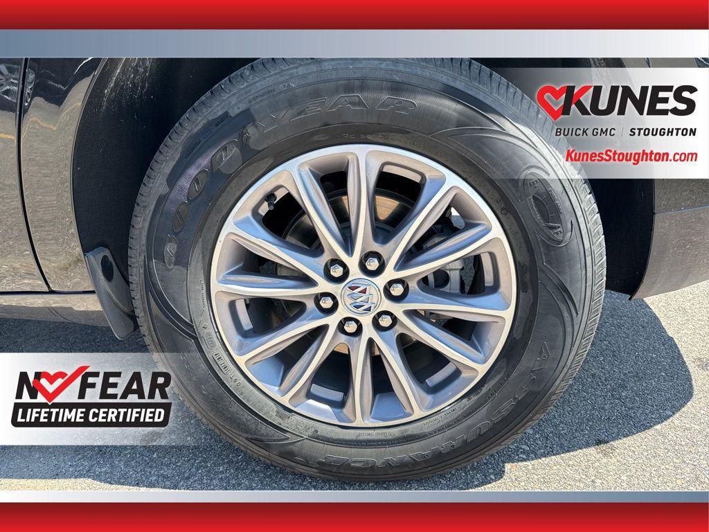used 2024 Buick Enclave car, priced at $35,977