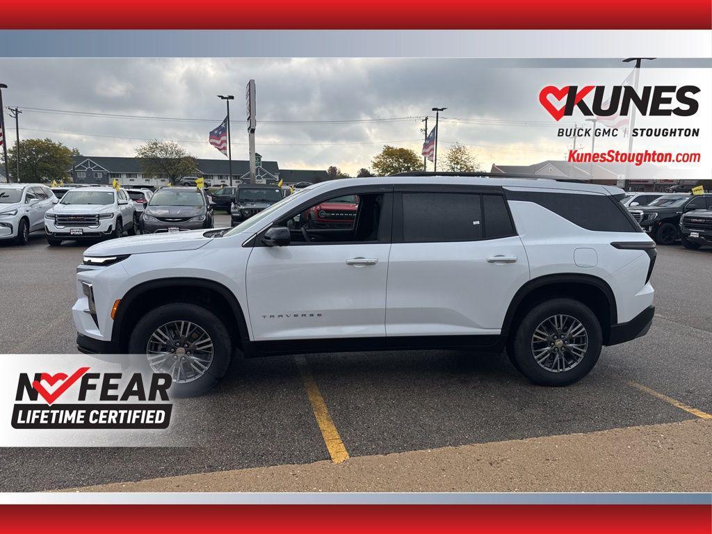 used 2025 Chevrolet Traverse car, priced at $38,977