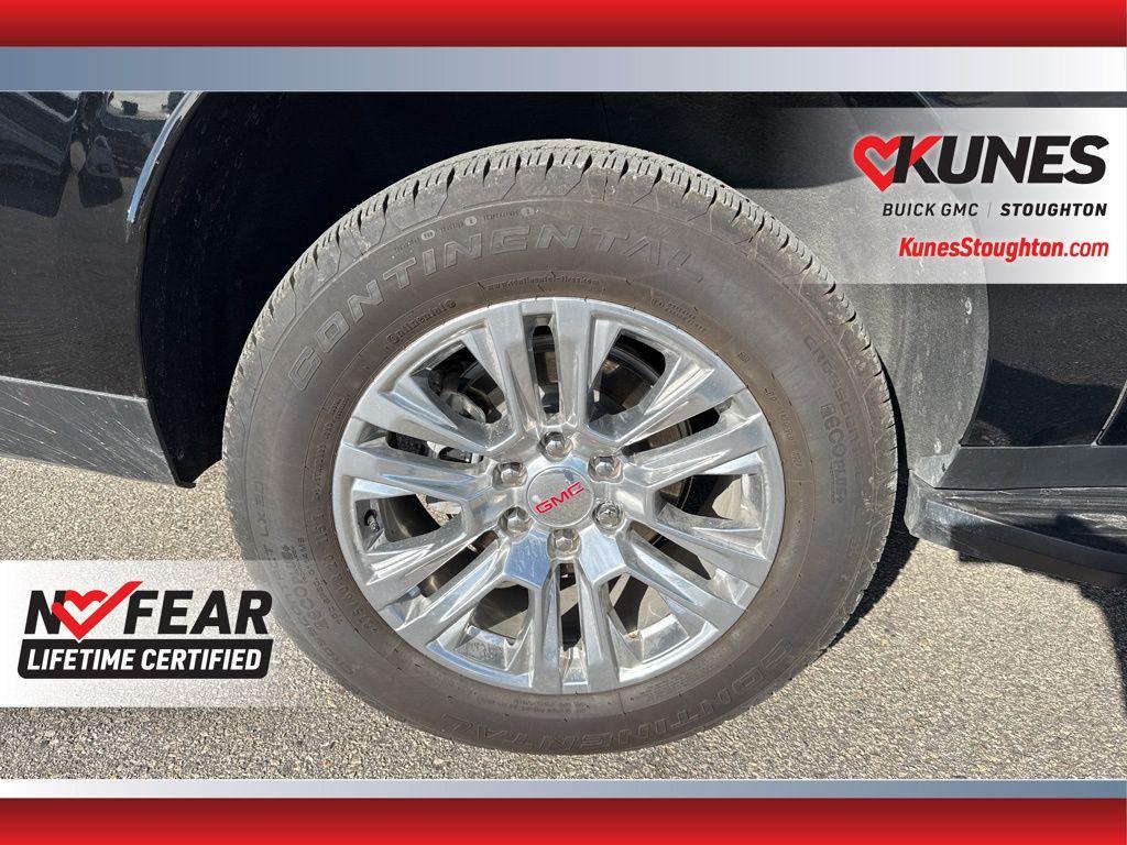 used 2025 GMC Yukon XL car, priced at $80,977