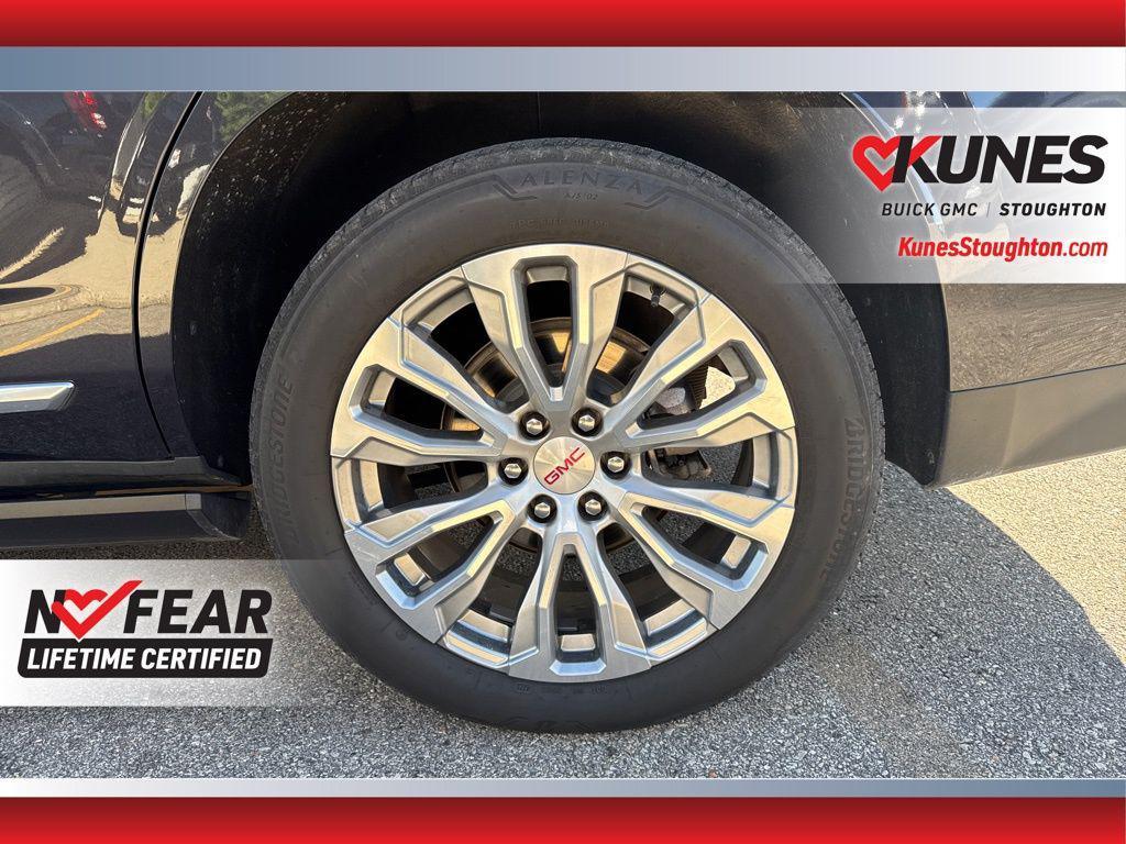 used 2024 GMC Yukon car, priced at $65,977